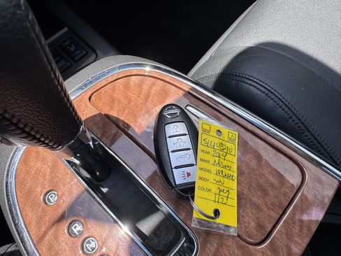 Used 2014 Nissan Murano LE w/ Platinum Edition Package AWD/4WD image 27