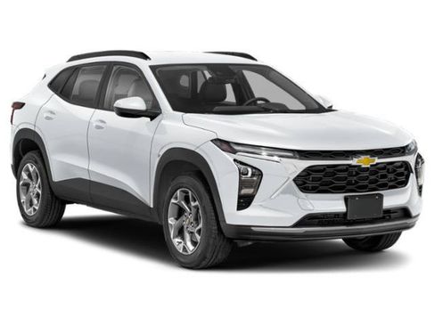 Used 2026 Chevrolet Trax LS w/ LS Convenience Package FWD image 9