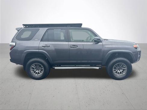 Used 2019 Toyota 4Runner SR5 Premium image 6