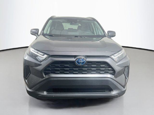 Used 2022 Toyota RAV4 XLE w/ Convenience Package AWD/4WD image 2