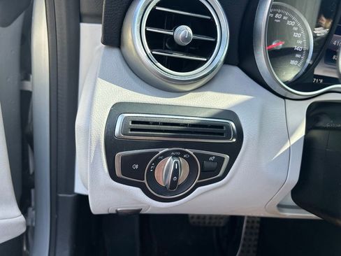Used 2017 Mercedes-Benz C 300 4MATIC Cabriolet image 21