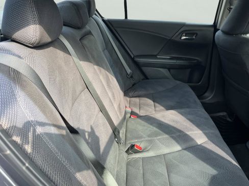Used 2016 Honda Accord EX image 19