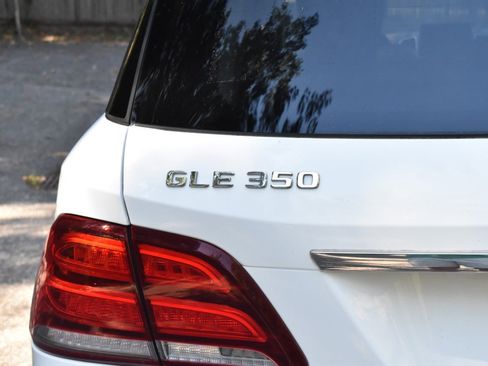 Used 2018 Mercedes-Benz GLE 350 w/ Premium 1 Package image 33