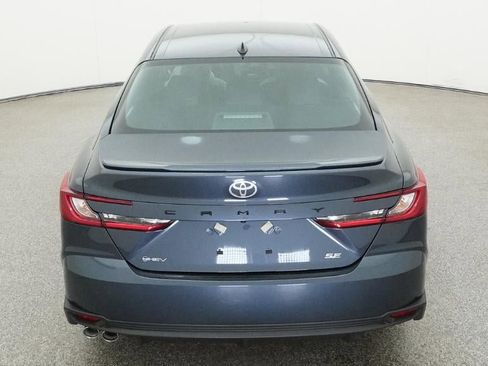 New 2026 Toyota Camry SE image 7
