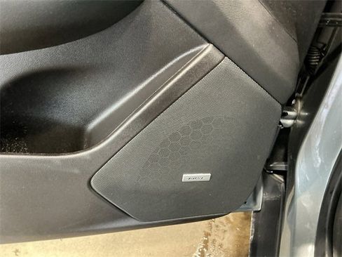 Certified 2023 Cadillac XT5 Premium Luxury w/ LPO, Floor Liner Package image 18