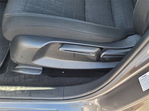 Used 2024 Honda HR-V LX image 14