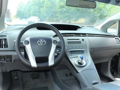 Used 2010 Toyota Prius image 14