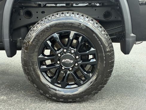 Used 2026 Chevrolet Silverado 2500 Custom w/ Custom Value Package AWD/4WD image 11