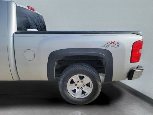 Used 2010 Chevrolet Silverado 1500 W/T image 6