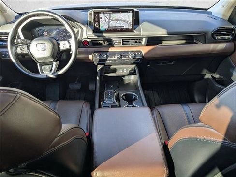 Used 2024 Honda Pilot Elite image 22