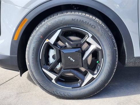 New 2026 Kia Sportage EX image 7