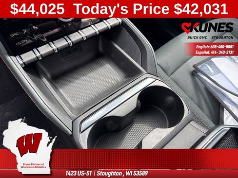 New 2026 GMC Terrain AT4 w/ Technology Package II AWD/4WD image 38