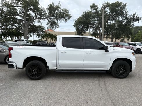 Certified 2023 Chevrolet Silverado 1500 RST w/ Rally Edition AWD/4WD image 8