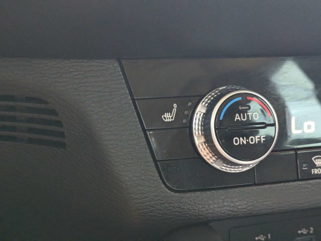 Used 2023 Mitsubishi Outlander SE FWD image 30
