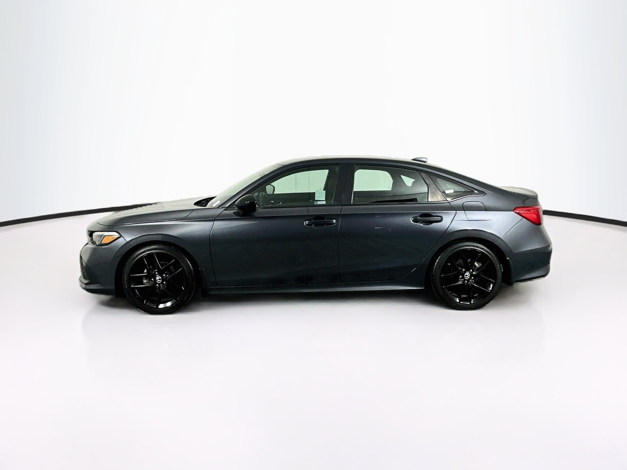 Used 2022 Honda Civic Sport image 4