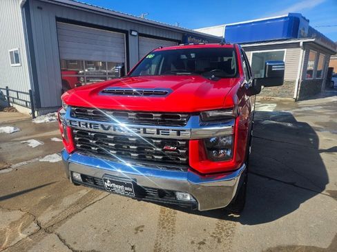 Used 2022 Chevrolet Silverado 2500 LT w/ Convenience Package image 5