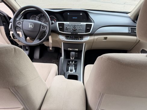 Used 2013 Honda Accord LX image 17