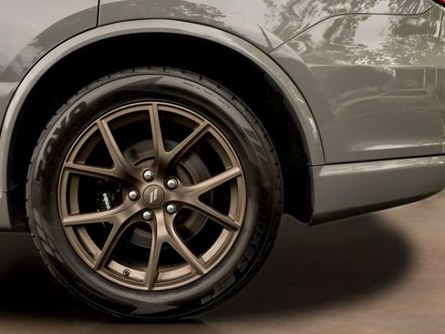 Used 2022 Dodge Durango SRT w/ Black Package AWD/4WD image 8