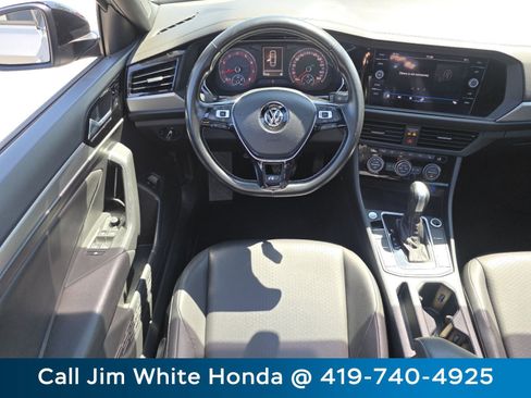 Used 2021 Volkswagen Jetta SEL FWD image 24