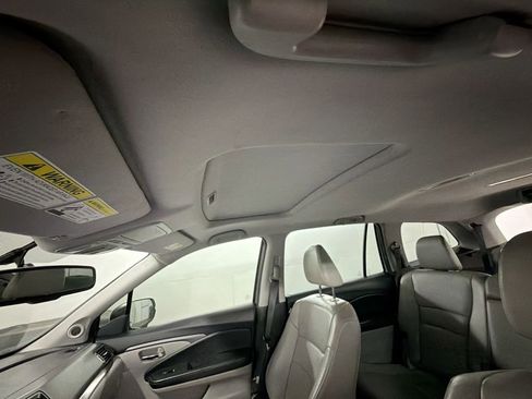 Used 2017 Honda Pilot EX-L image 18
