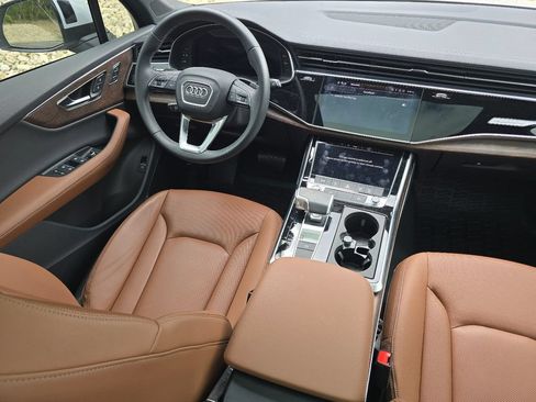 Certified 2025 Audi Q7 2.0T Premium Plus w/ Premium Plus Package AWD/4WD image 34