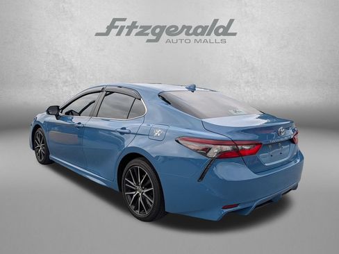Used 2024 Toyota Camry SE FWD image 8