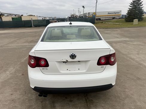 Used 2009 Volkswagen Jetta SE image 6