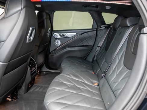 Used 2024 BMW XM image 13