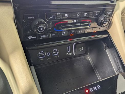 Used 2022 Jeep Grand Cherokee Limited 4xe w/ Luxury Tech Group II image 25