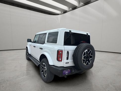 New 2026 Ford Bronco Outer Banks AWD/4WD image 3