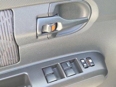 Used 2011 Scion xB FWD image 20
