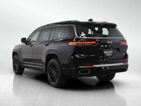 Used 2023 Jeep Grand Cherokee L Summit w/ Advanced Protech Group IV image 3