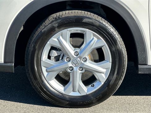 Certified 2025 Honda HR-V LX image 32