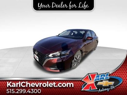 Used 2024 Nissan Altima 2.5 SV w/ SV Premium Package