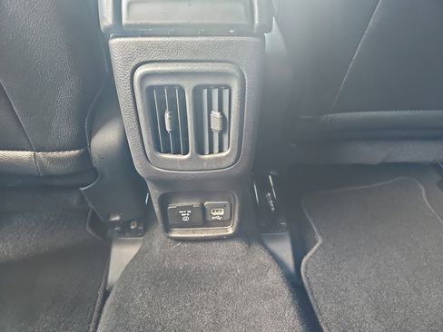 Used 2019 Jeep Compass Limited w/ Safety & Security Group image 31