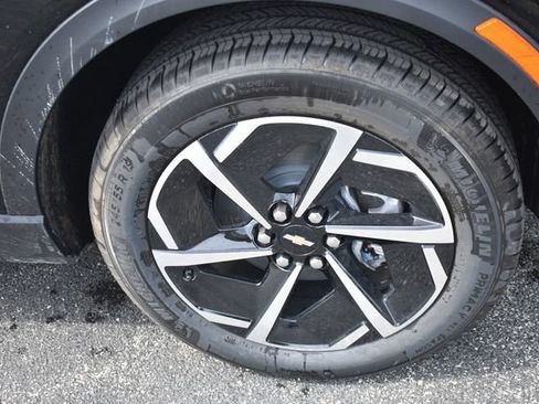 New 2026 Chevrolet Equinox EV LT AWD/4WD image 12