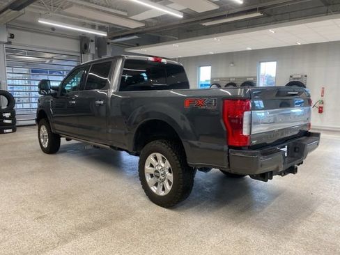 Used 2019 Ford F250 Platinum w/ Platinum Ultimate Package AWD/4WD image 9