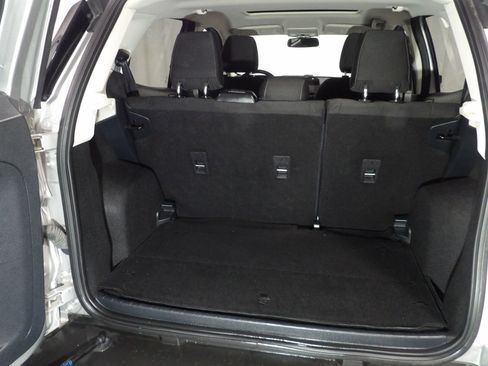 Used 2018 Ford EcoSport SE image 8