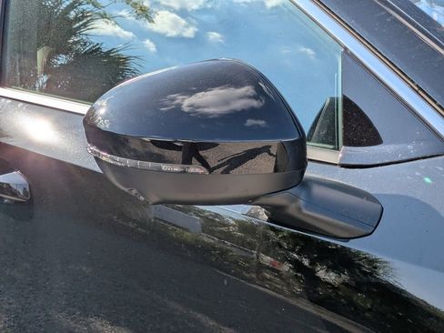 New 2026 Nissan Kicks SR FWD image 10