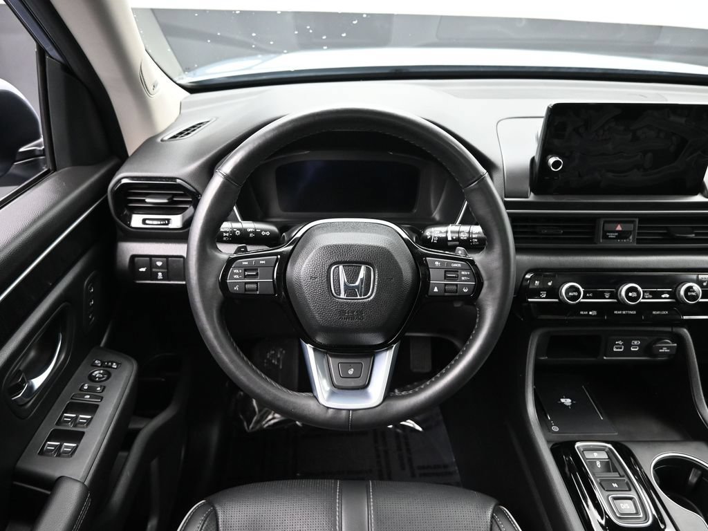 Used 2023 Honda Pilot Elite image 19