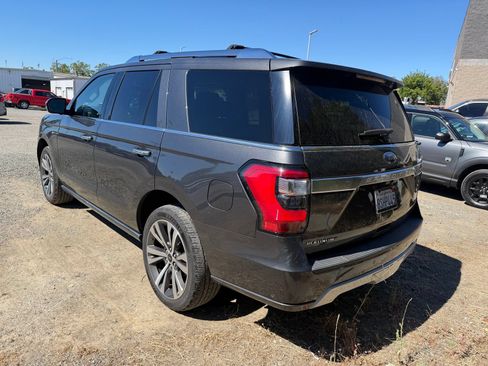 Used 2020 Ford Expedition Platinum AWD/4WD image 3