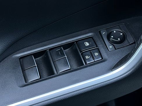Used 2021 Toyota RAV4 XSE AWD/4WD image 14