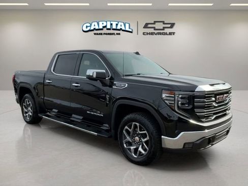 Used 2023 GMC Sierra 1500 SLT w/ SLT Premium Package image 7