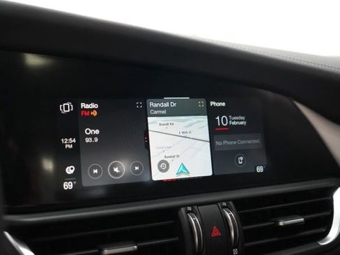 New 2025 Alfa Romeo Giulia AWD image 24