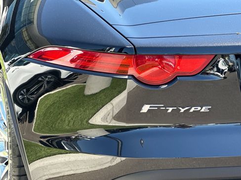 Used 2014 Jaguar F-TYPE Convertible RWD image 31
