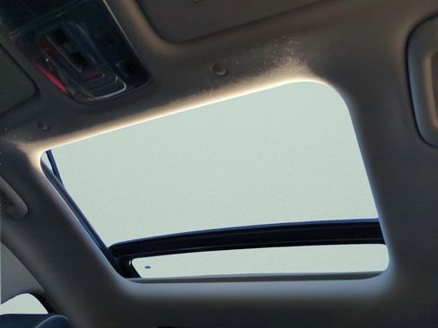 Used 2023 Genesis GV80 2.5T w/ Prestige Package image 19