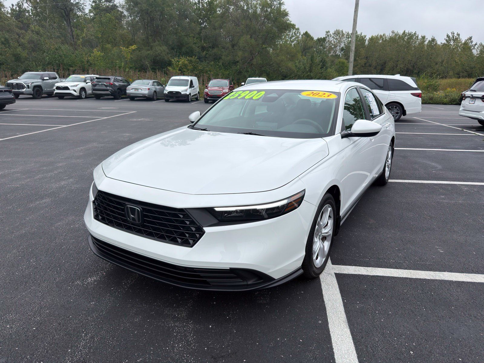 Used 2023 Honda Accord LX image 2