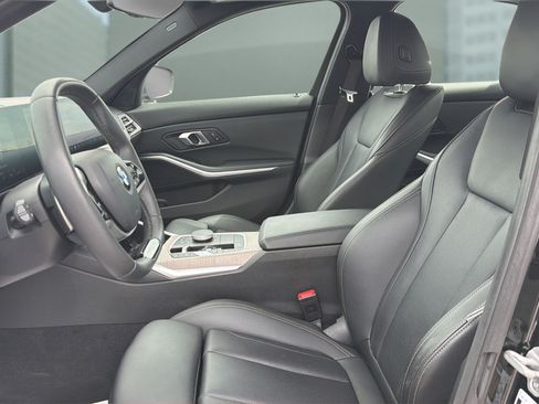 Used 2025 BMW 330i Sedan RWD image 19