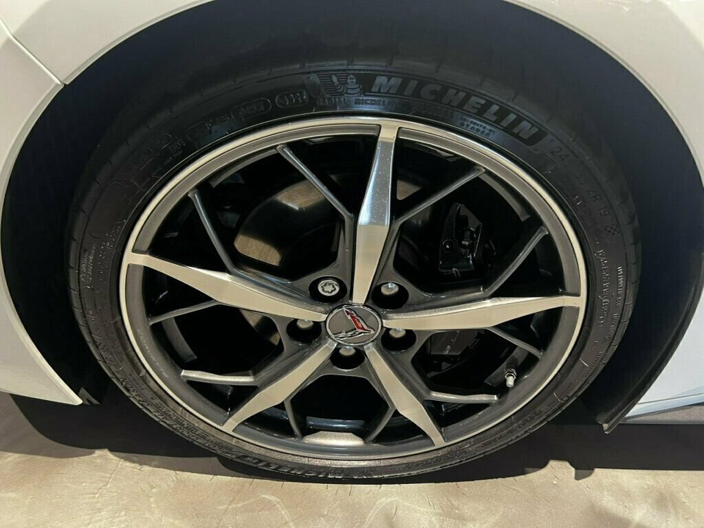 Used 2021 Chevrolet Corvette Stingray Premium Conv RWD image 42