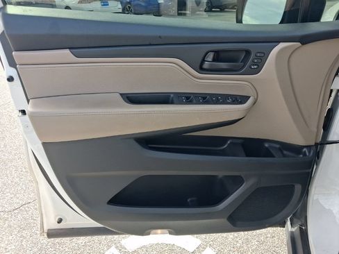 Used 2020 Honda Odyssey EX-L image 19